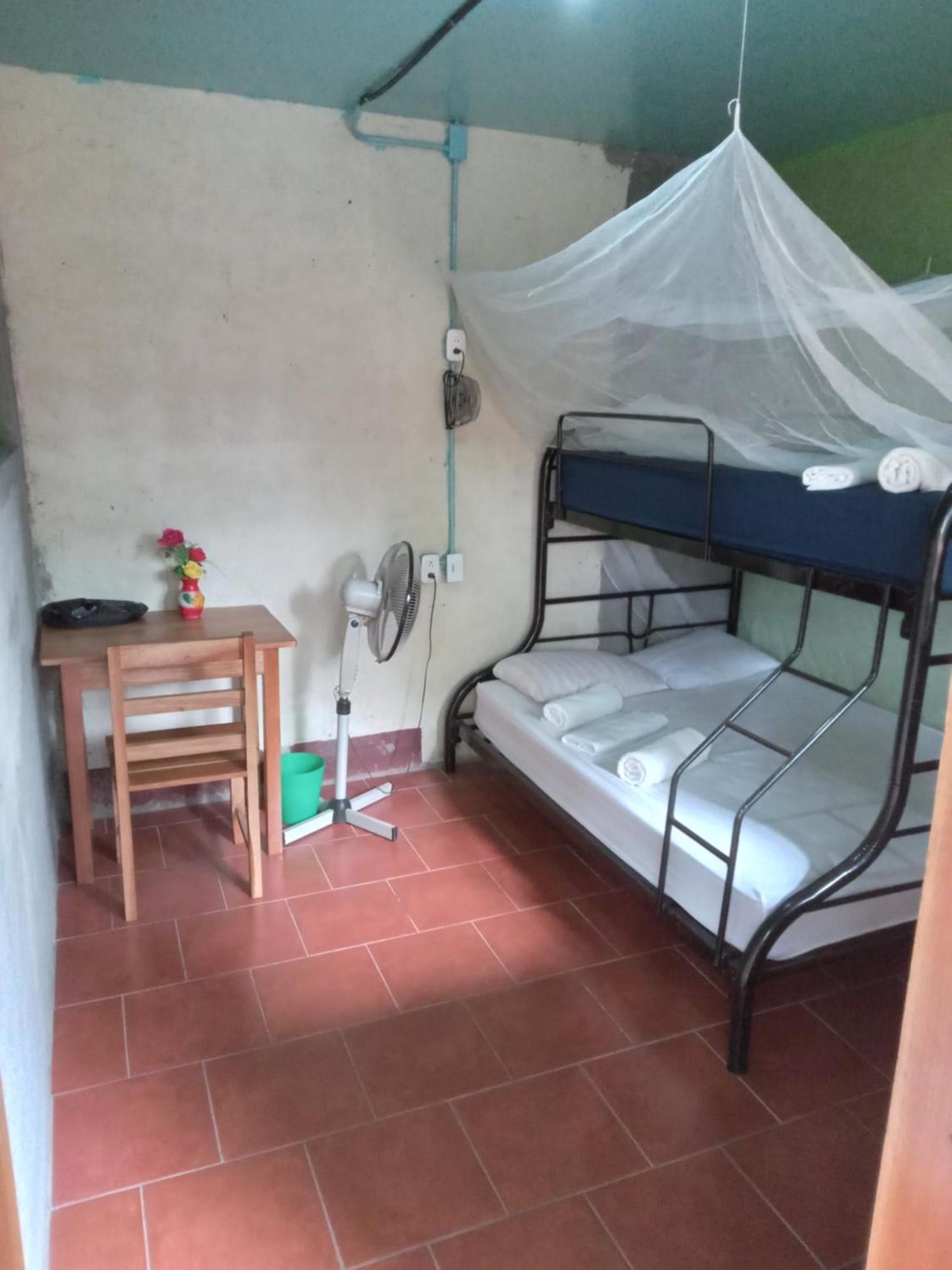 B&B, Family Run Homestay, Hospedaje La Penita Altagracia Eksteriør bilde